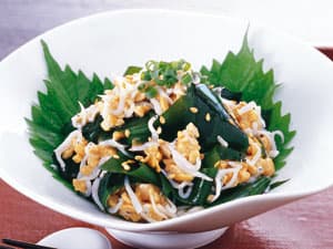 ワカメと納豆の和え物