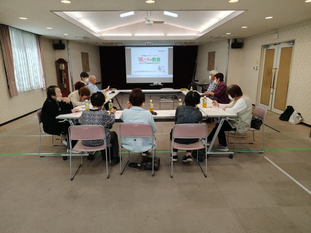総会の後でお話しさせていただきました。